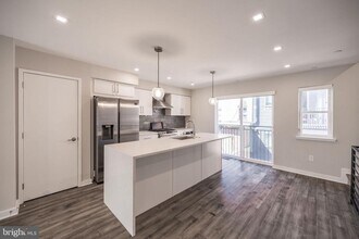 1442 Hope St in Philadelphia, PA - Building Photo - Building Photo