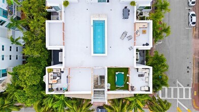 7744 Collins Ave in Miami Beach, FL - Building Photo - Building Photo