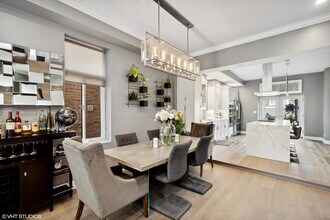 1624 N Claremont Ave in Chicago, IL - Building Photo - Building Photo