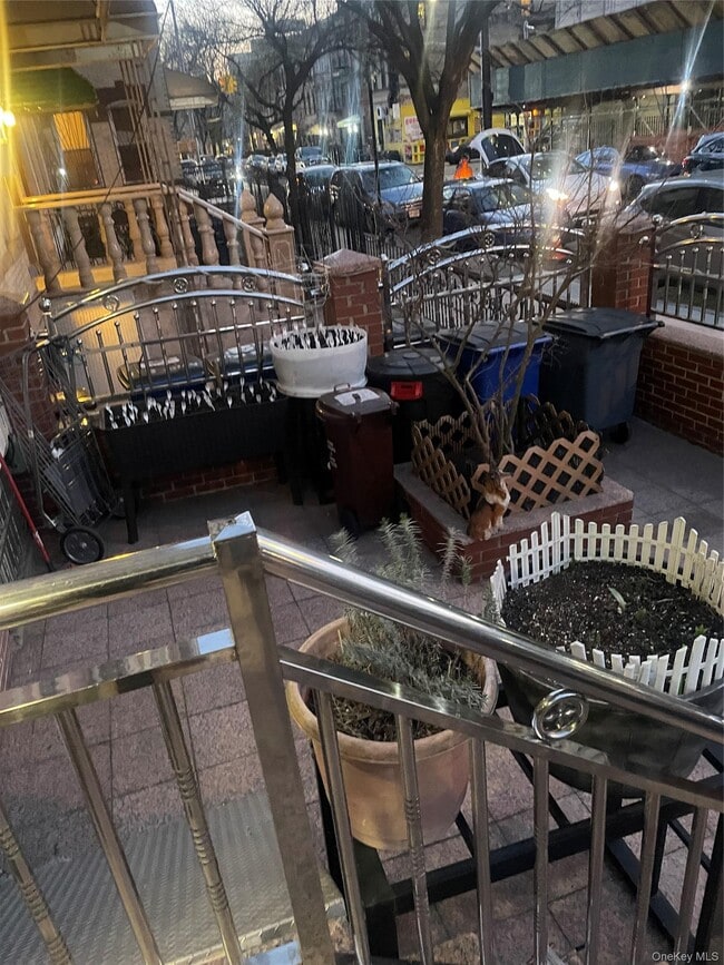 17-20 Menahan St in Queens, NY - Building Photo - Building Photo