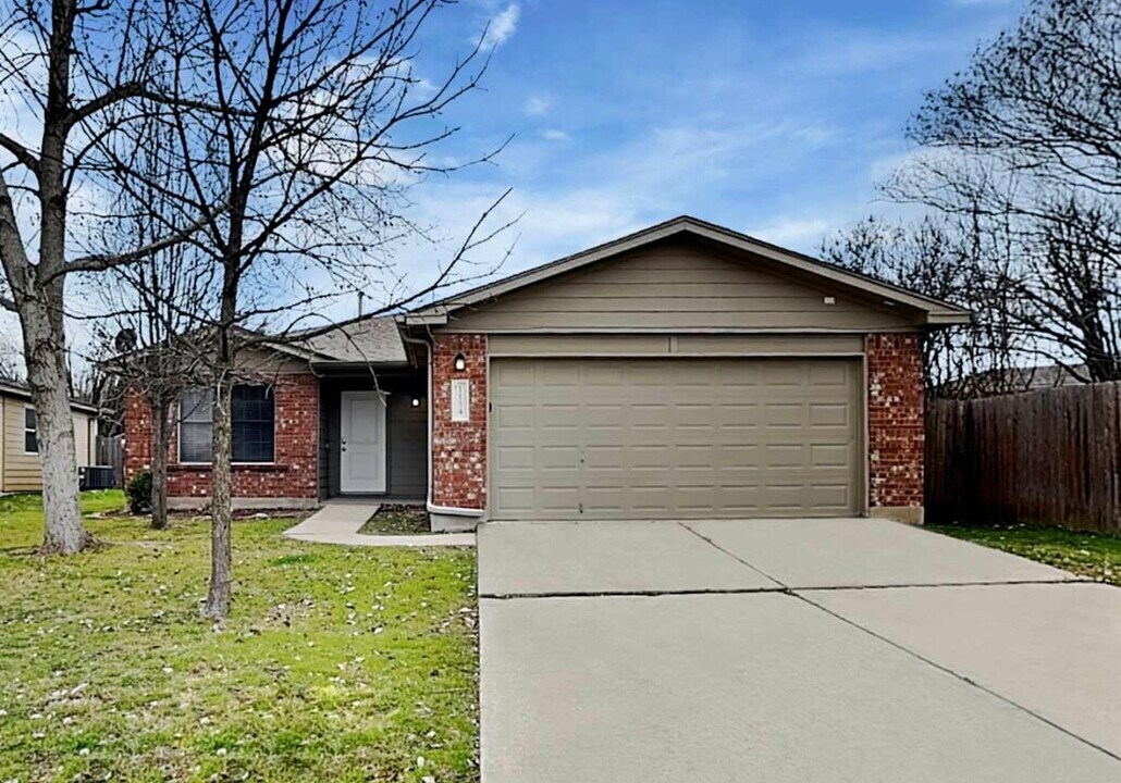 1155 Terra St in Round Rock, TX - Foto de edificio