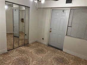 505 E 18th St in Hialeah, FL - Building Photo - Building Photo