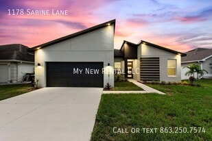 1178 Sabine Ln in Poinciana, FL - Building Photo