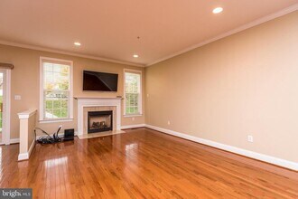 3233 Meadow View Cir in Furlong, PA - Building Photo - Building Photo