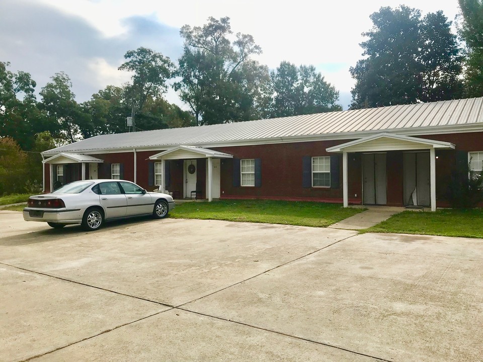 308 Percy St in Talladega, AL - Building Photo