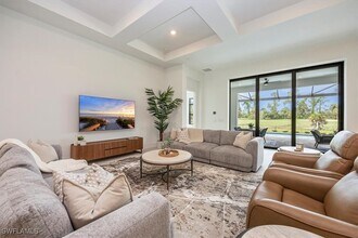 1825 Verada Ct in Naples, FL - Building Photo - Building Photo