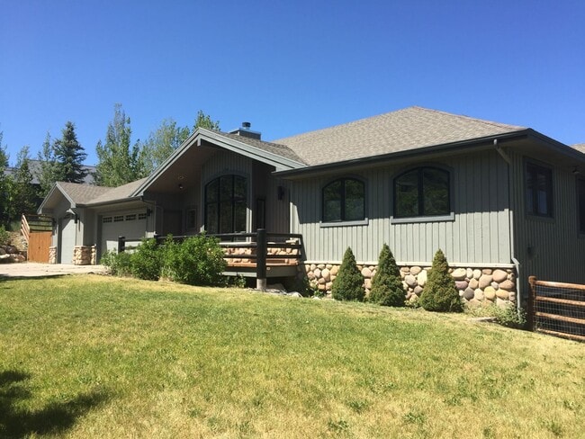 property at 7784 Stagecoach Dr