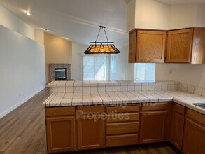 5216 Palo Alto Ct in Sparks, NV - Building Photo - Building Photo