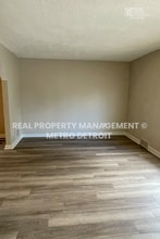 17940 Glendale St in Roseville, MI - Building Photo - Building Photo