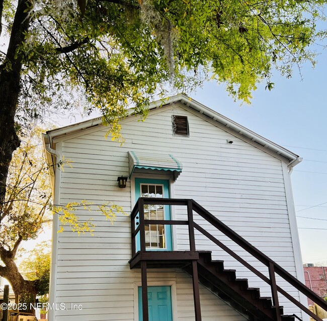 property at 3568 Riverside Ave