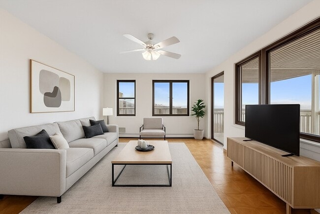 property at 8 Pebble St