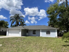3323 Umbrella Tree Dr in Edgewater, FL - Building Photo - Building Photo