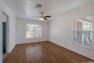 1503 Donaldson Ave in San Antonio, TX - Building Photo - Building Photo