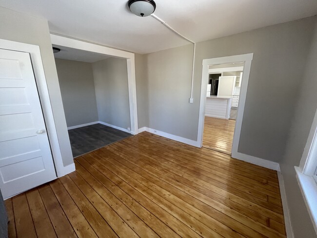 124 Parker St, Unit A in Maynard, MA - Building Photo - Building Photo