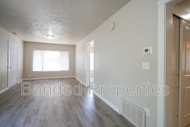 276 W 700 N in Salt Lake City, UT - Building Photo - Building Photo