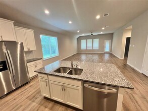 14223 Volcano Perch Dr in Shenandoah, TX - Building Photo - Building Photo