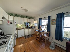 37 Roberts Rd, Unit 2 in Cambridge, MA - Building Photo