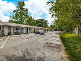 4820 Oak Ave, Unit 10 in Pasadena, TX - Building Photo