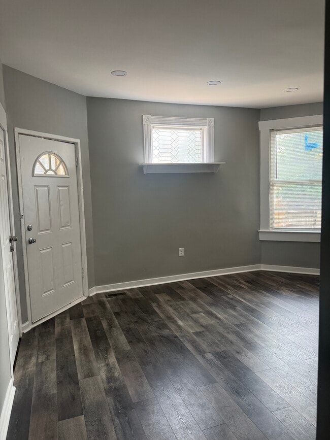 1163 Morton Ave in Folsom, PA - Building Photo - Building Photo