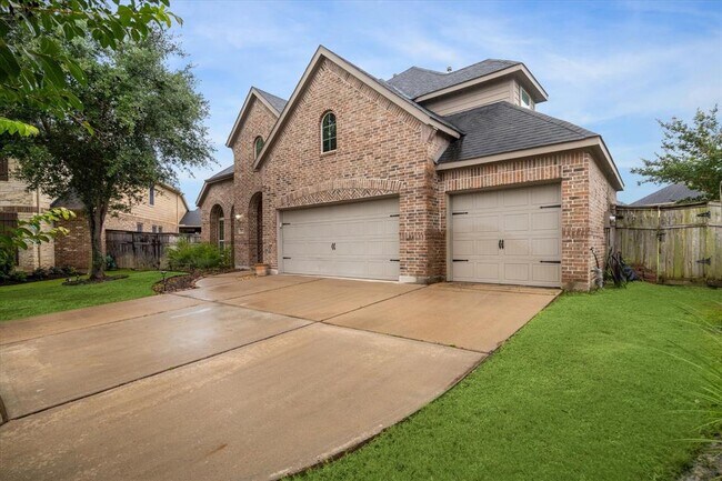 5811 Trinity Bluff Ct in Fulshear, TX - Building Photo - Building Photo