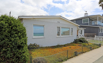 1722 S Pacific St in Oceanside, CA - Building Photo - Building Photo