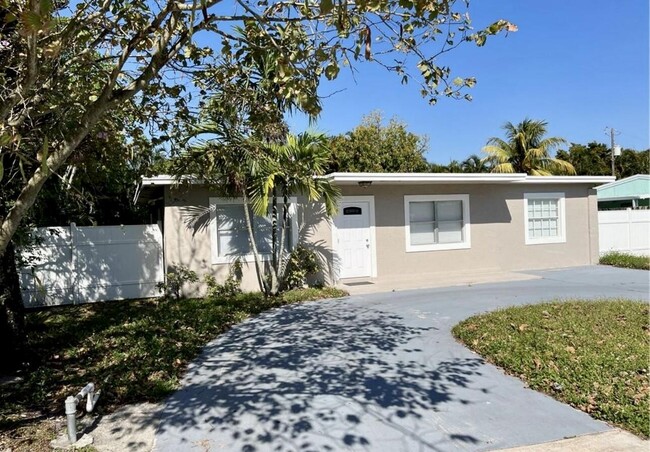 property at 823 Helena Dr