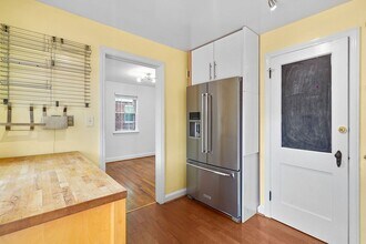 318 Ethan Allen Ave in Takoma Park, MD - Building Photo - Building Photo