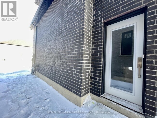 property at 19 Gateway Dr