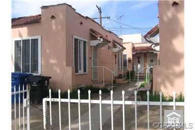 2531 Hillcrest Dr in Los Angeles, CA - Building Photo - Building Photo