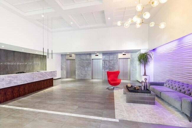 10 Aragon Ave, Unit 906 in Coral Gables, FL - Building Photo - Building Photo