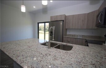 8004 Spice Ct in La Belle, FL - Building Photo - Building Photo