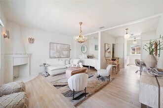 750 Española Wy in Miami Beach, FL - Foto de edificio - Building Photo