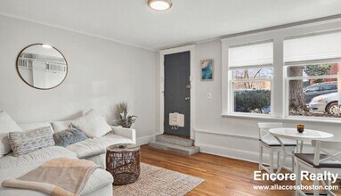 24 Chiswick Rd, Unit #B1 in Boston, MA - Building Photo - Building Photo