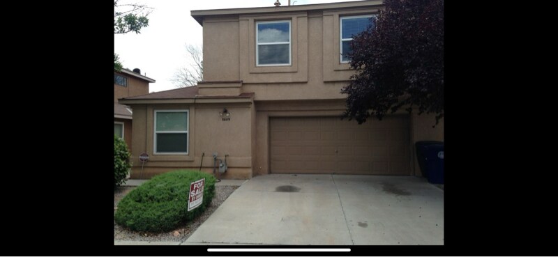 8605 El Monte Ln NE in Albuquerque, NM - Building Photo