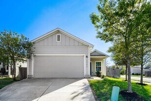 7001 Tonka Ln in Austin, TX - Building Photo