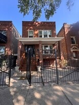7337 N Honore St in Chicago, IL - Building Photo