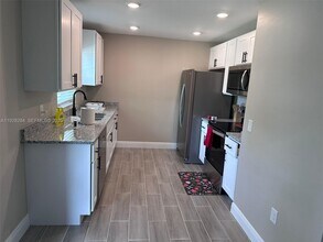 2102 South St in Ft. Myers, FL - Building Photo - Building Photo