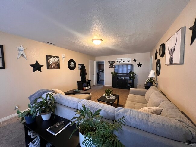 520 Sunnyslope St in Emporia, KS - Building Photo - Building Photo