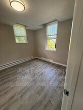 3 Sunderland St in Boston, MA - Building Photo - Building Photo