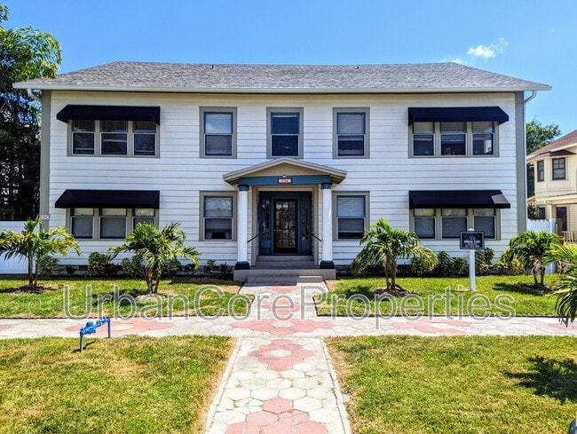 property at 236 10th Ave NE