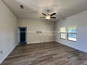 5955 Parsonage Cir in Milton, FL - Building Photo - Building Photo