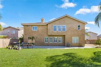 1411 Scenic Ct, Unit 2M in Perris, CA - Foto de edificio - Building Photo