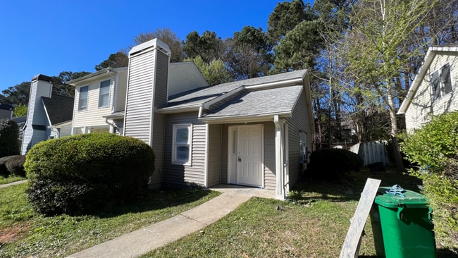 property at 2292 Wellington Cir
