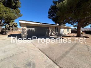 16636 Mesquite St in Hesperia, CA - Building Photo - Building Photo