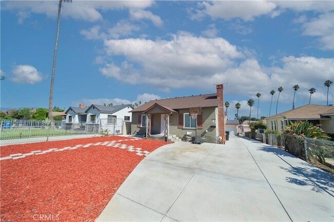 204 Elm St in Alhambra, CA - Building Photo - Building Photo