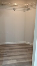 1407 Seagrape Cir in Weston, FL - Building Photo - Building Photo