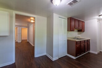 5226 Potomac Ave in Jacksonville, FL - Building Photo - Building Photo