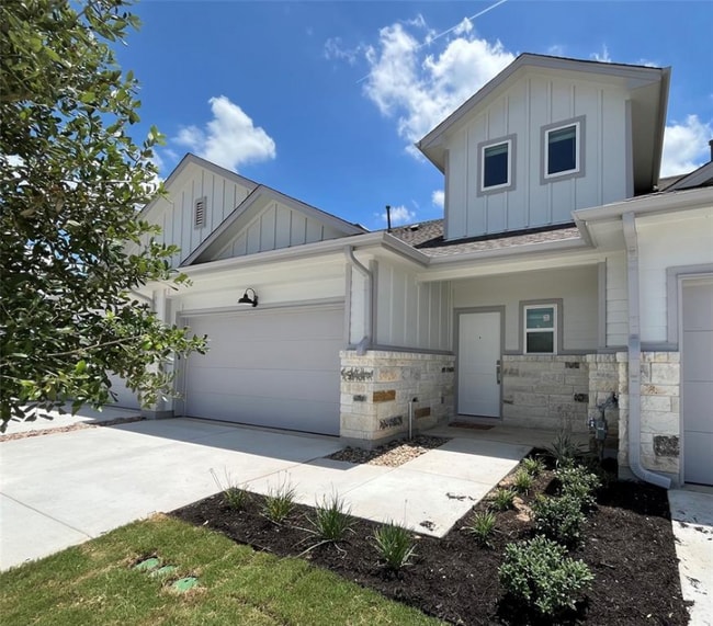 8521 Wellspring Loop in Round Rock, TX - Foto de edificio - Building Photo