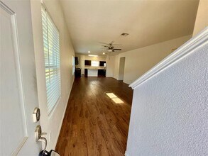 112 Wind Flower Ln in Liberty Hill, TX - Building Photo - Building Photo