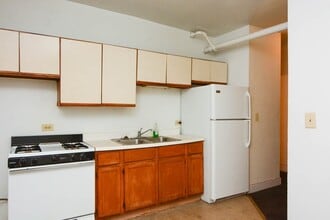 1530 N Kedzie Ave, Unit AG in Chicago, IL - Foto de edificio - Building Photo